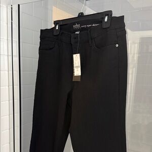 nY&Co Women's Classic Black Skinny Jeans